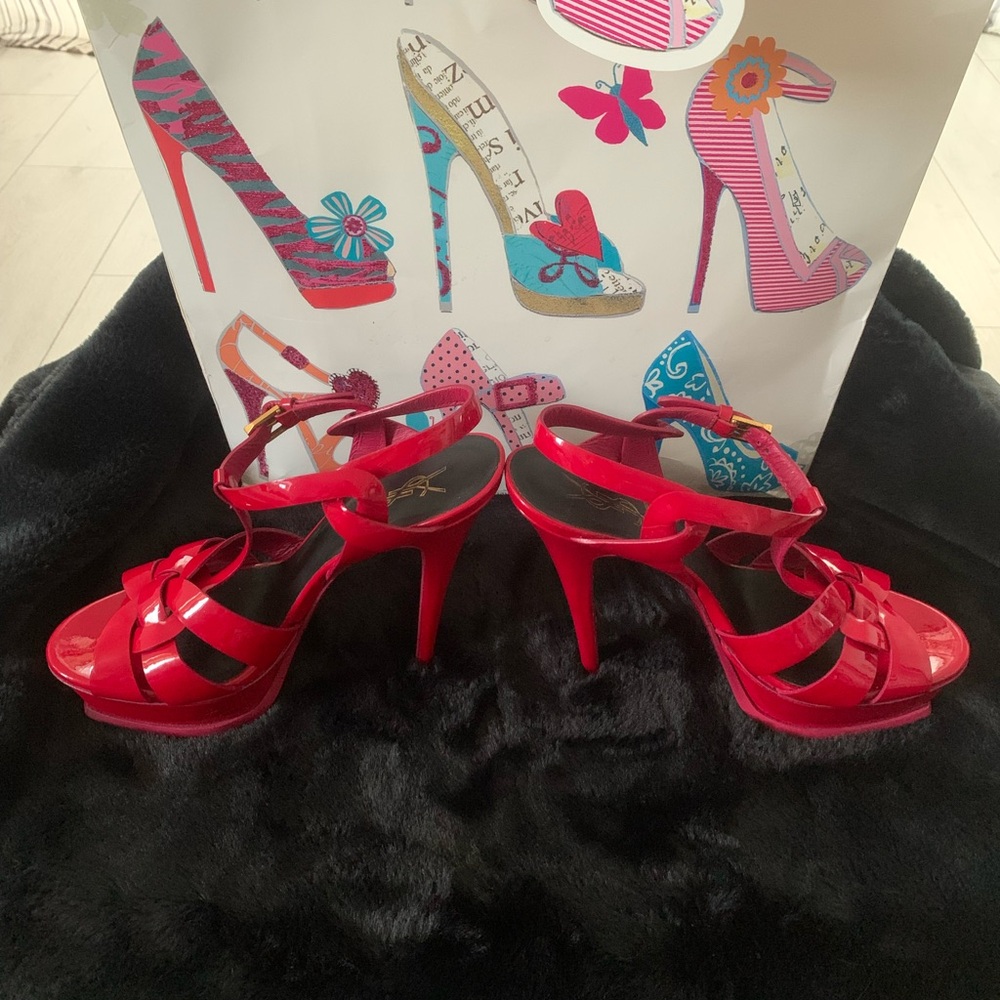 YSL ๐ Heels - Picture 3 of 8